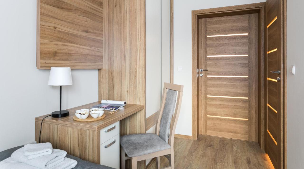 Comfort Triple Room Shower